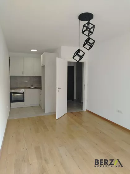 Bulevar Patrijarha Pavla (Somborski Bulevar) | 4zida.rs