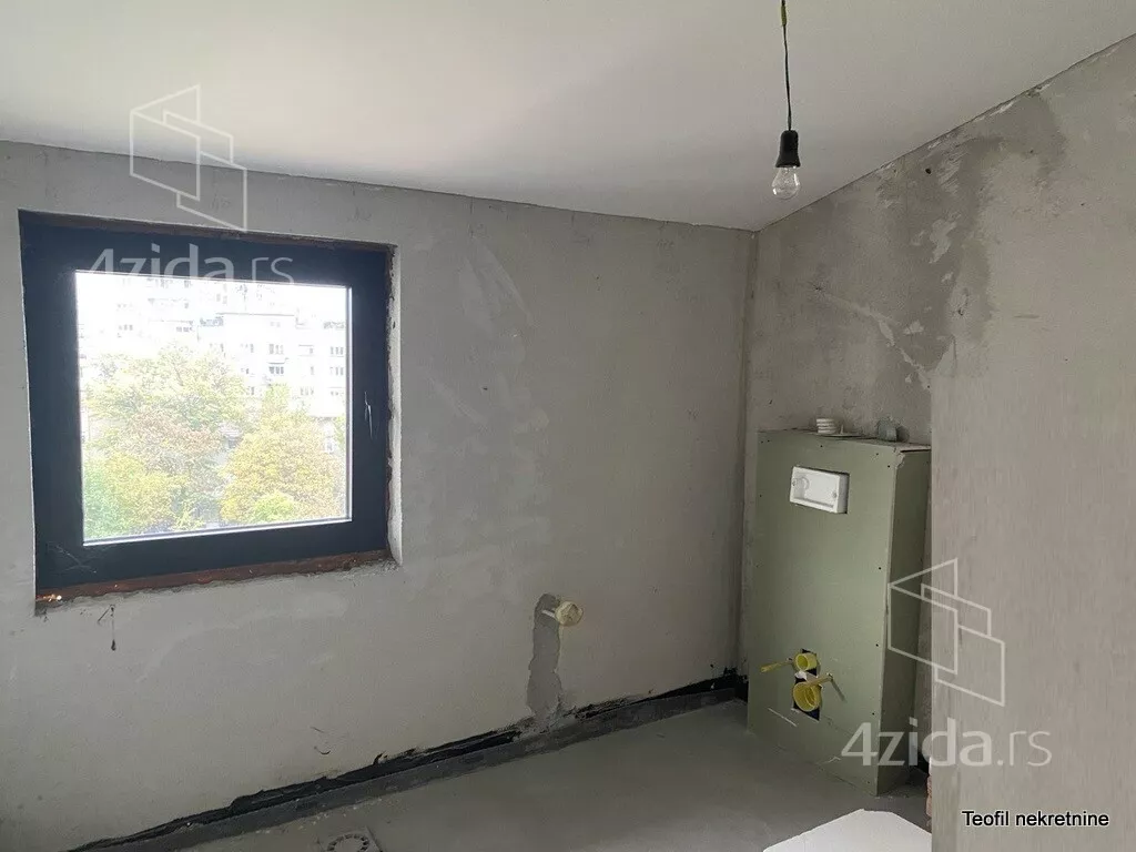 Petosoban stan | 4zida