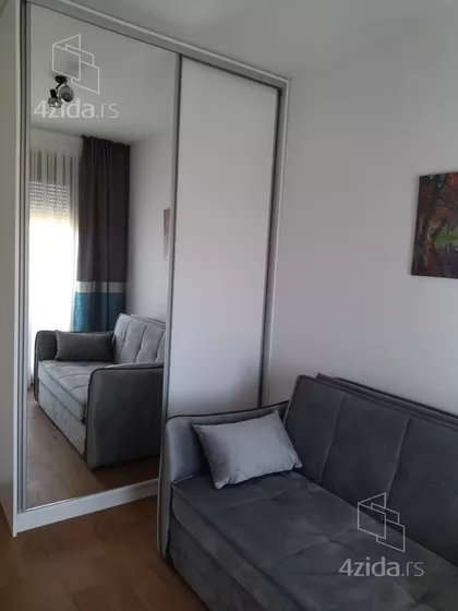 Božane Prpić | 4zida.rs