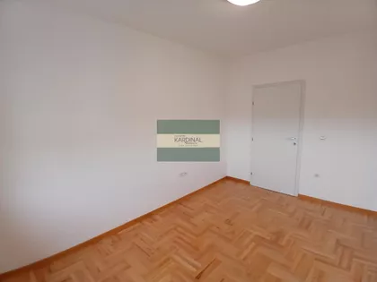 Vašarište | 4zida.rs