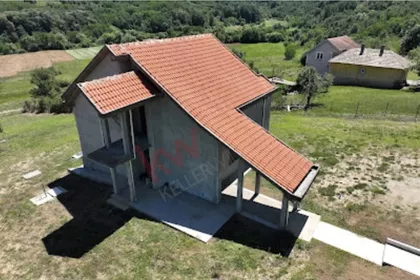 Zbegovište, kod kuče | 4zida.rs