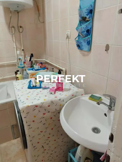 Istočna | 4zida.rs
