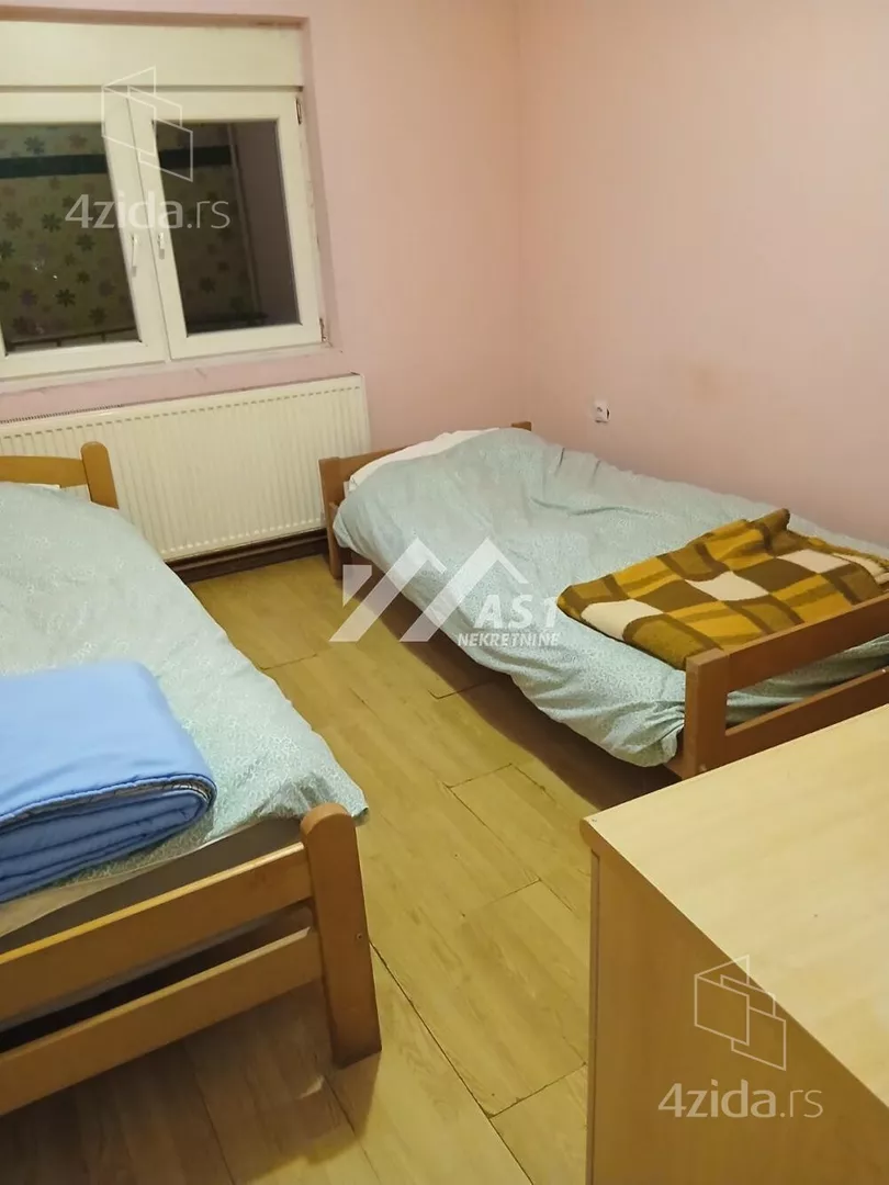 3-etažna kuća | 4zida