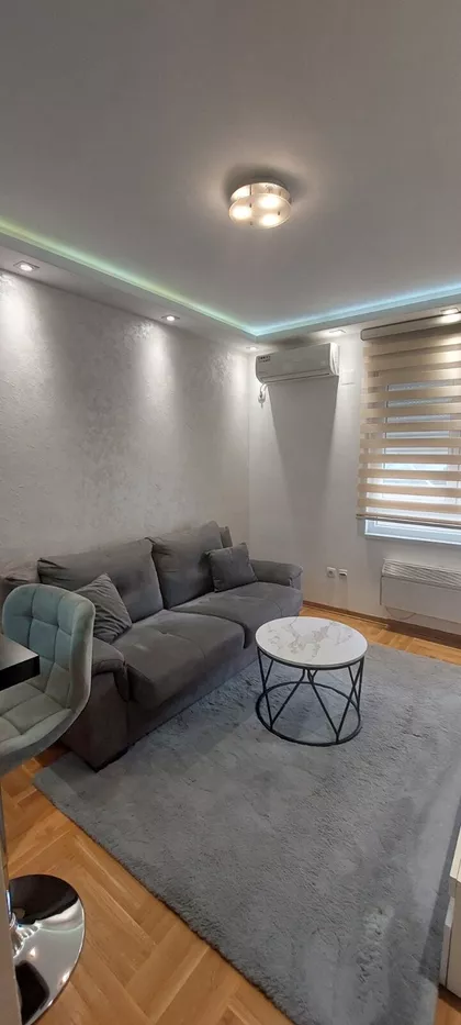 Radmile Savićević 25 | 4zida.rs