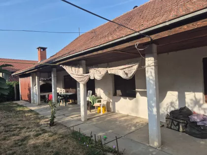Račkog 51 | 4zida.rs