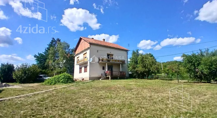 Kuća | 4zida
