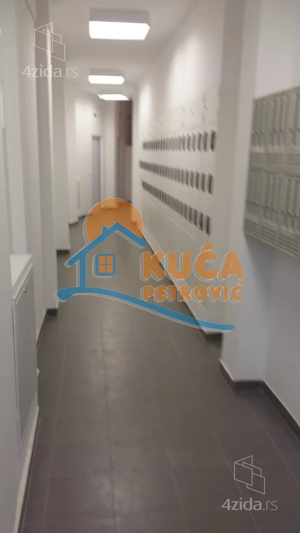 Garsonjera | 4zida