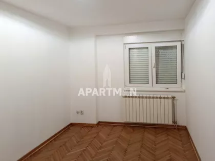Crveni Krst Zvezdara | 4zida.rs