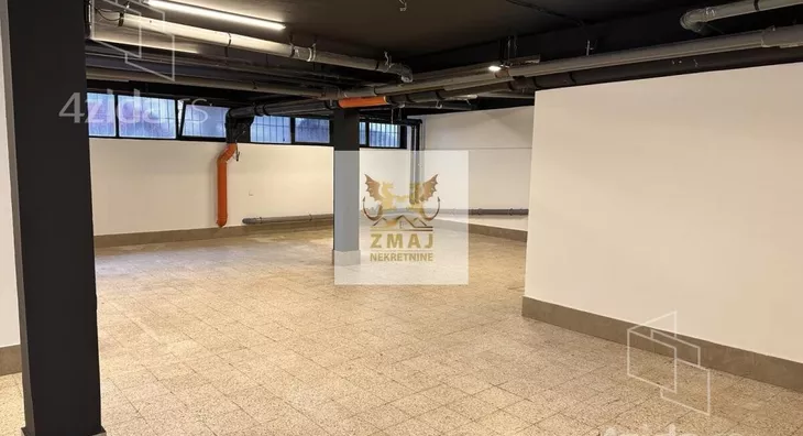 Poslovni prostor | 4zida