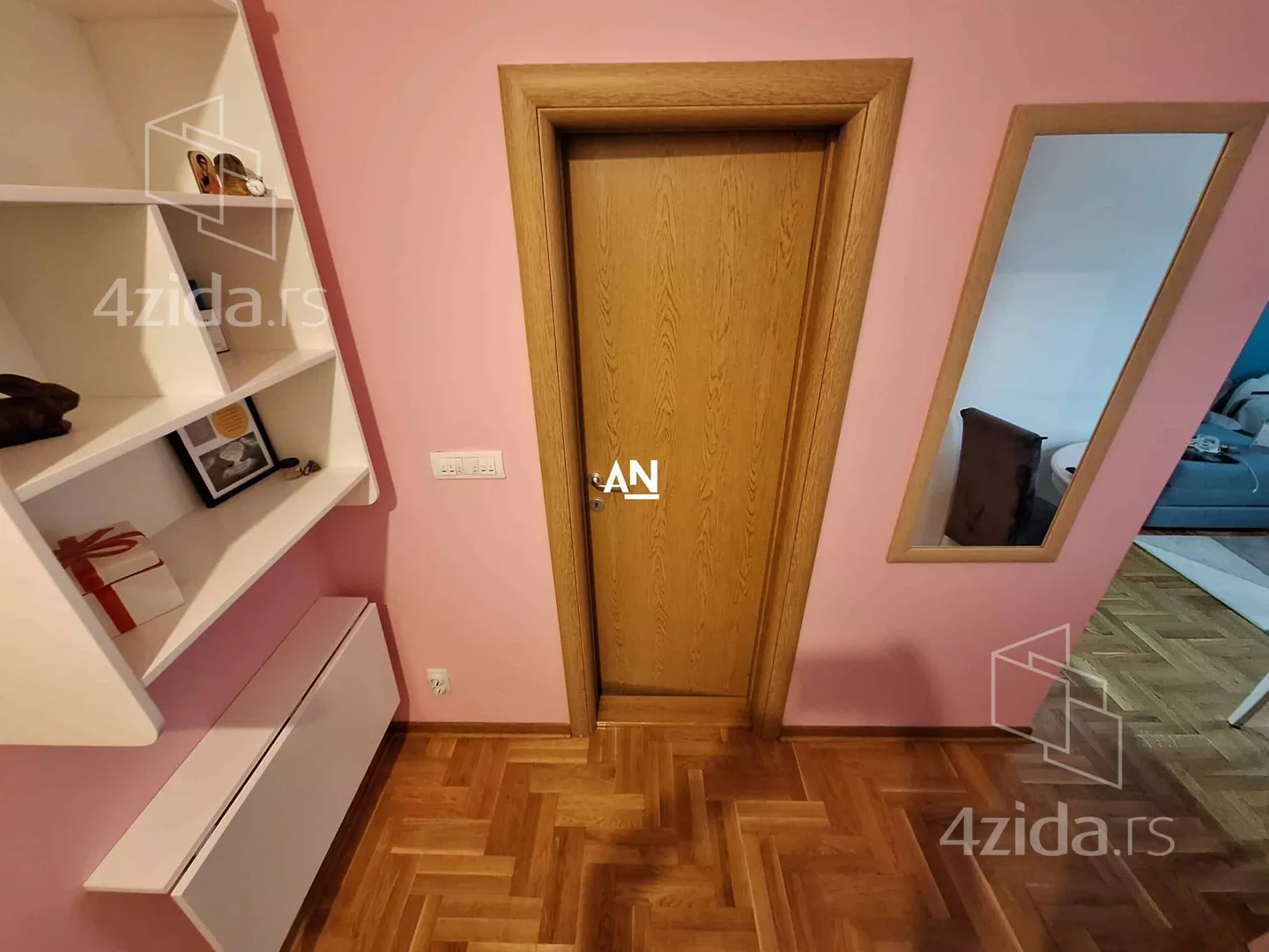 Garsonjera | 4zida