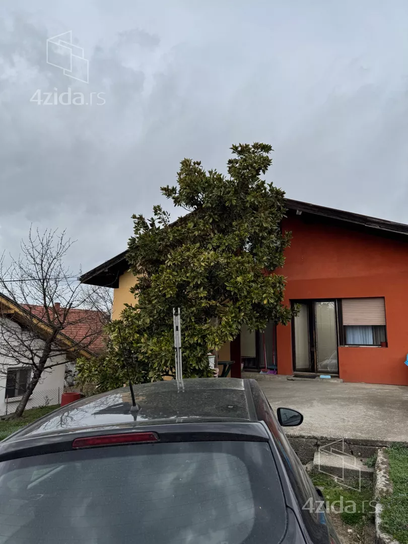 3-etažna kuća | 4zida