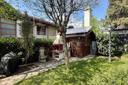 Agusta Cesarca | 4zida.rs