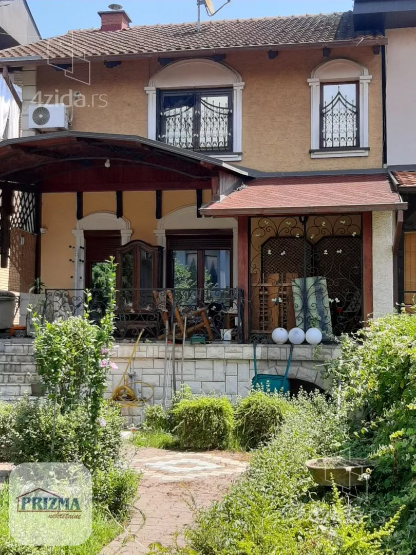 Kuća | 4zida