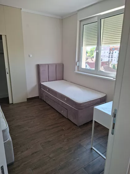 Bele Gabrića 14 | 4zida.rs