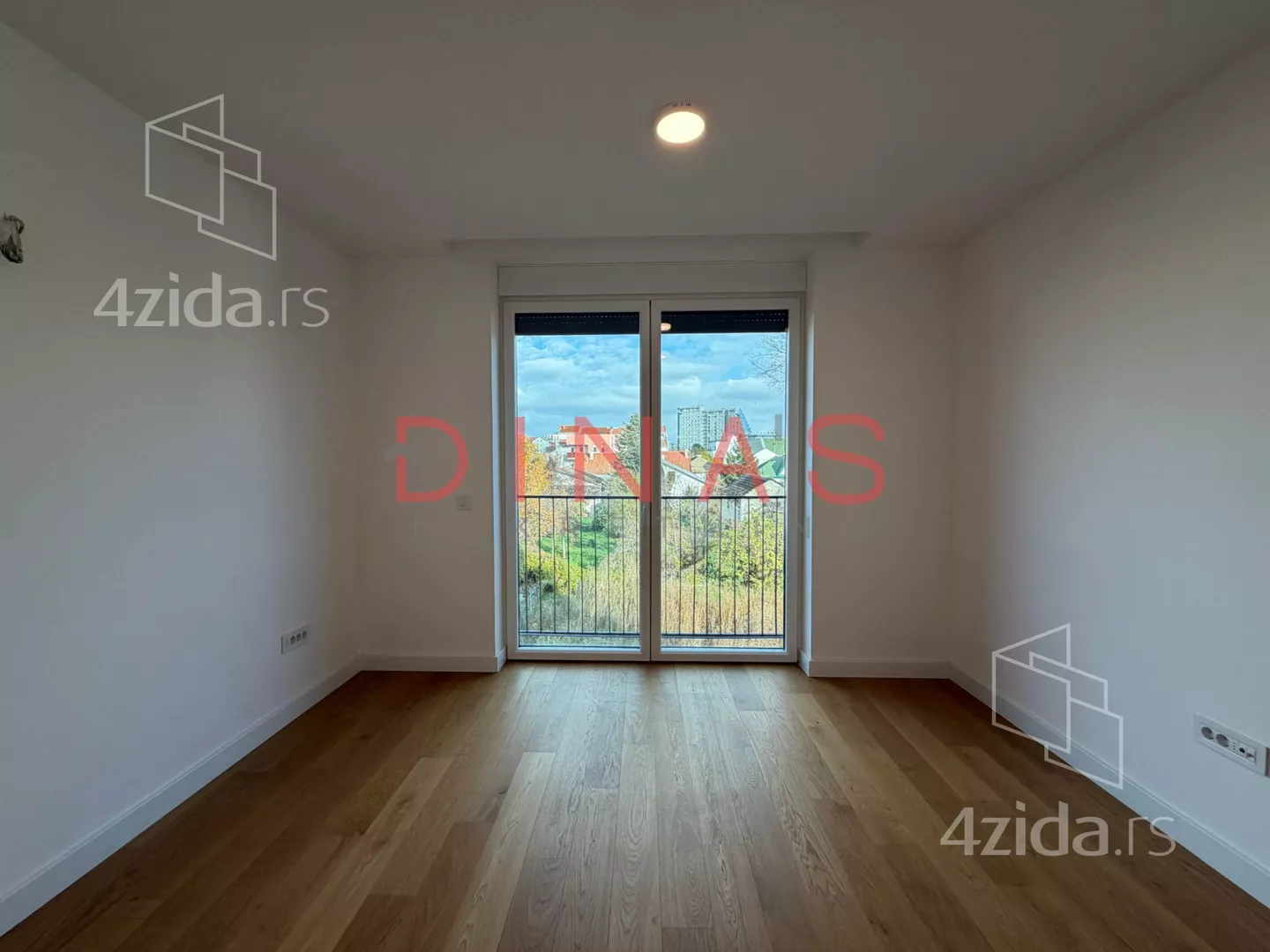 Petosoban stan | 4zida