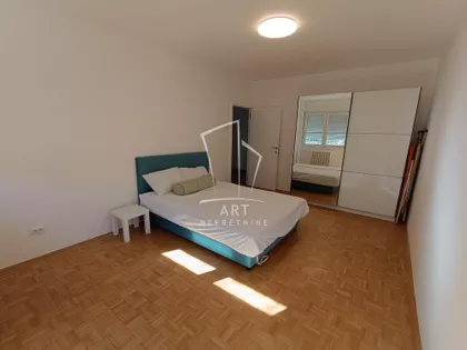 Bulevar Maršala Tolbuhina | 4zida.rs