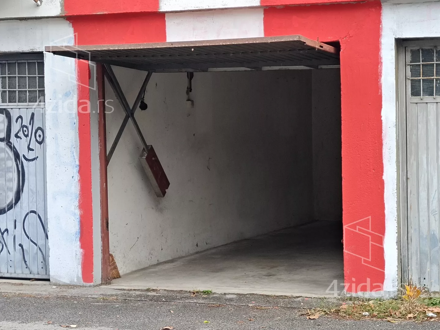 Garaža | 4zida
