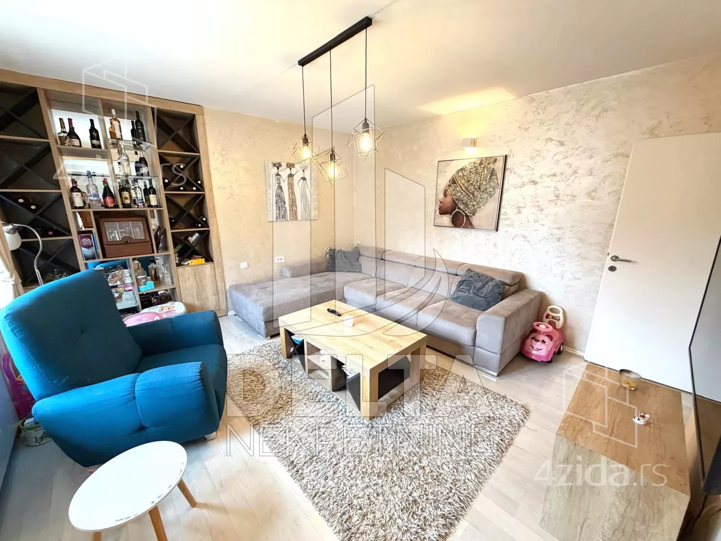 Troiposoban stan | 4zida