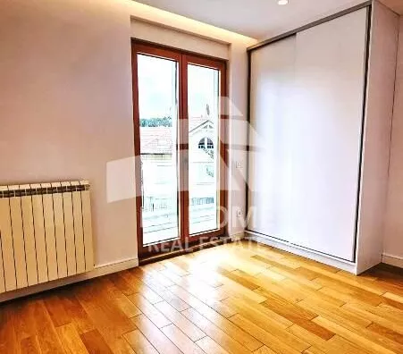 4-etažna kuća | 4zida