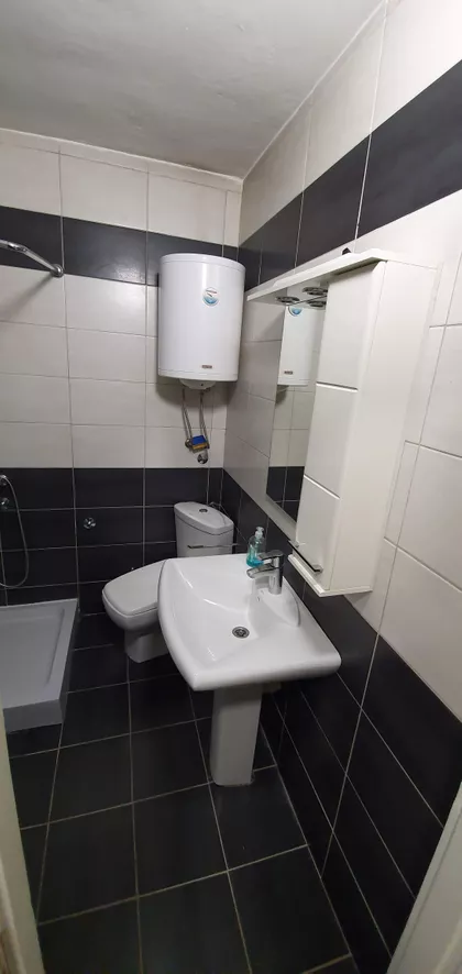 Hadžipopovac | 4zida.rs