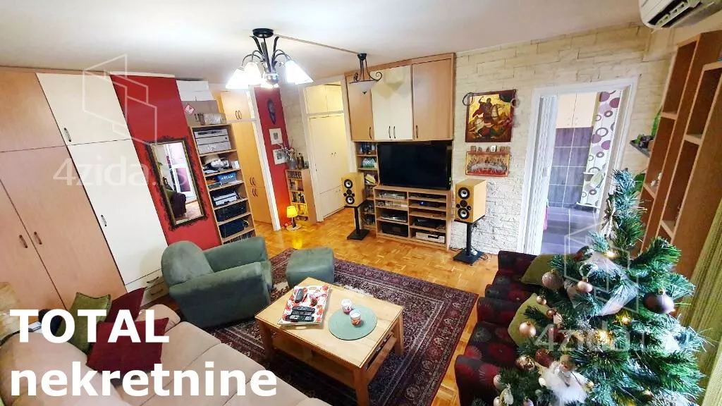 Četvorosoban stan | 4zida