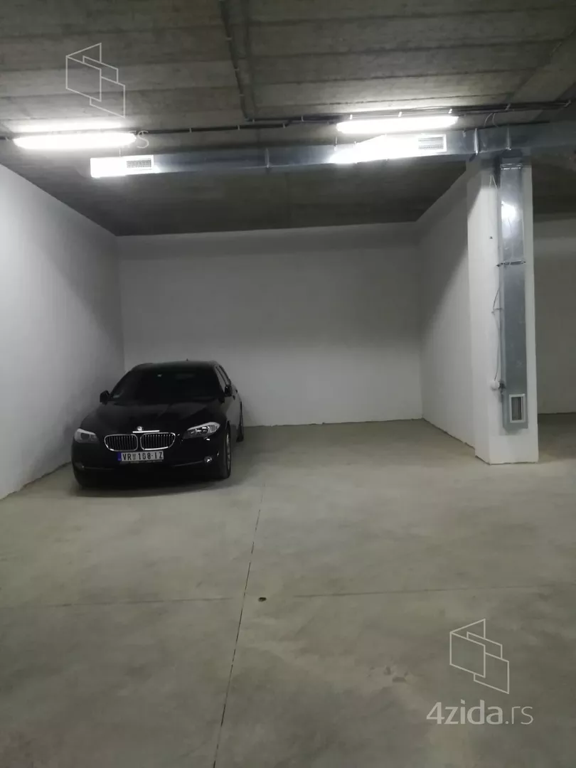 Garaža | 4zida