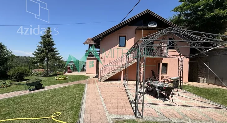 Kuća | 4zida