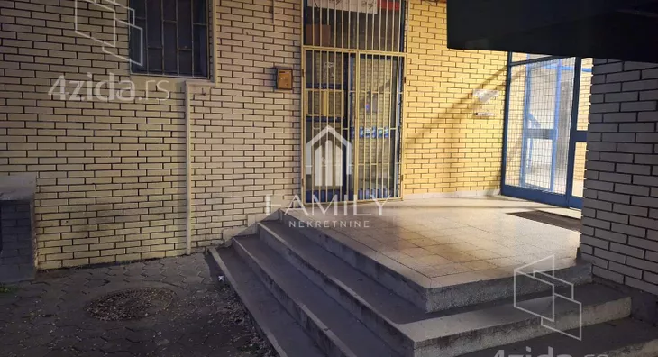 Poslovni prostor | 4zida