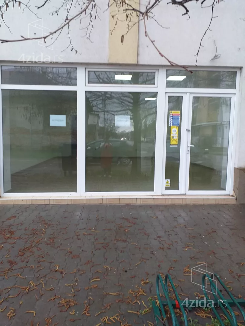 Poslovni prostor | 4zida