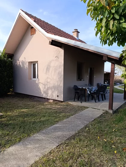 Milana Butozana | 4zida.rs