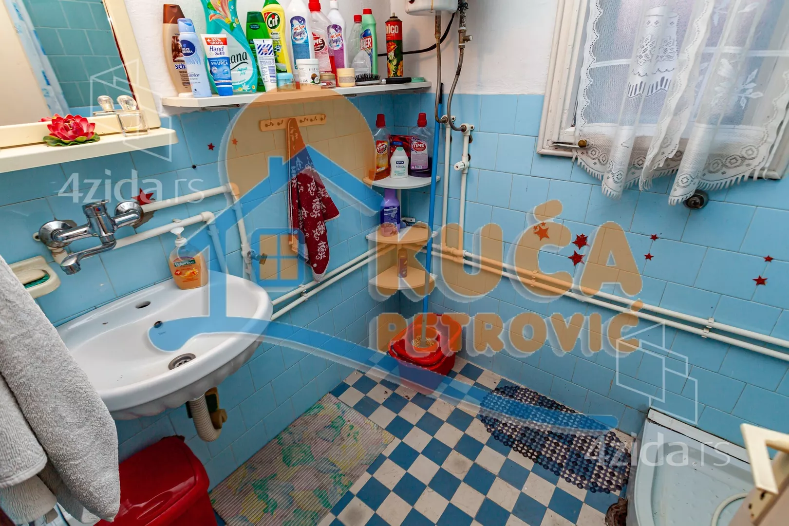 Troiposoban stan | 4zida