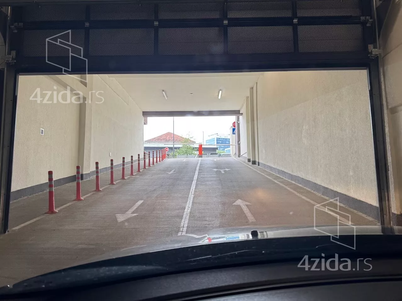 Garaža | 4zida