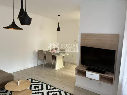 Koče Kolarova | 4zida.rs