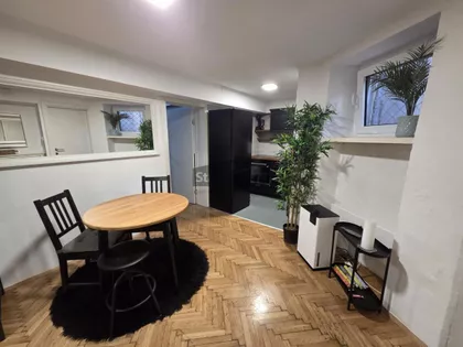 Gundulićev venac | 4zida.rs