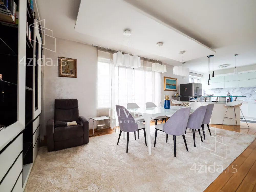 Četvorosoban stan | 4zida