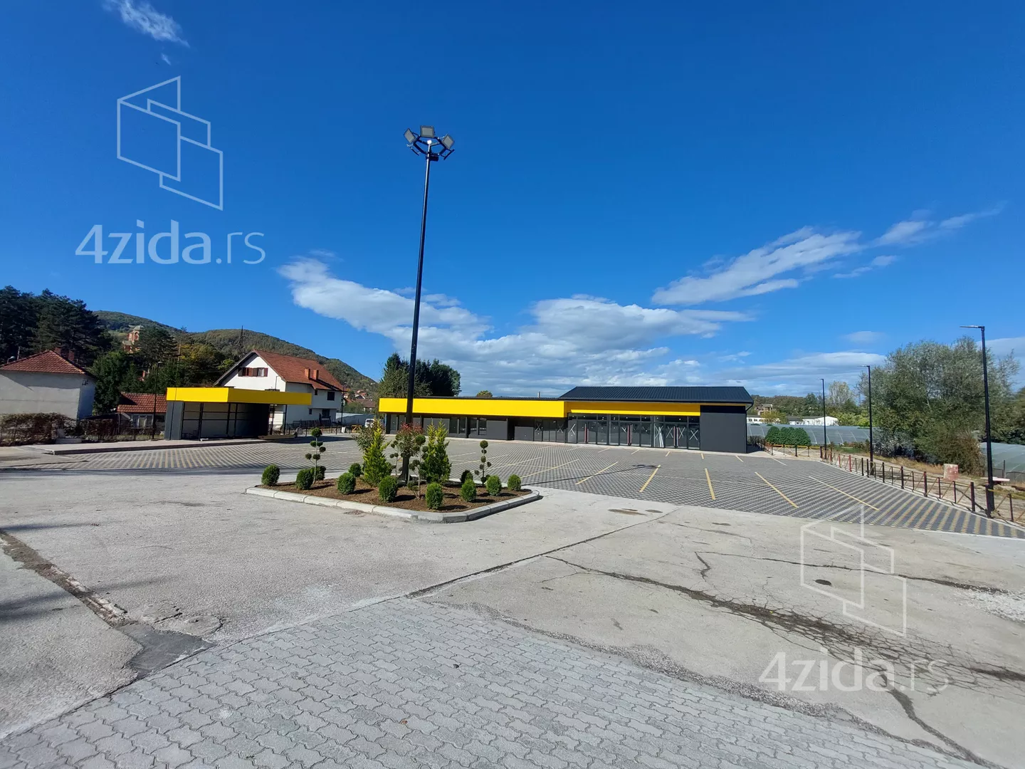 Poslovni prostor | 4zida