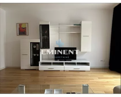 Uroša Martinovića | 4zida.rs