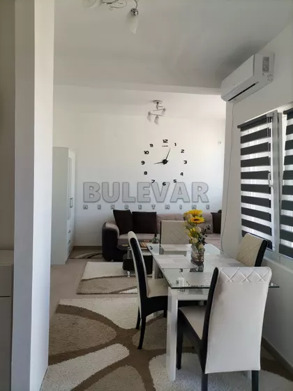 Sinđelićev trg | 4zida.rs