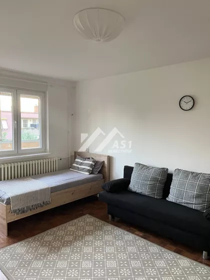 Nadežde Petrović | 4zida.rs