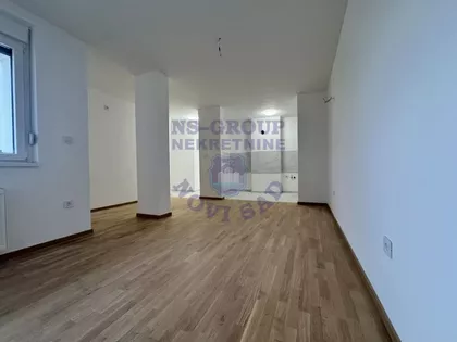 Bulevar Patrijarha Pavla (Somborski Bulevar) | 4zida.rs