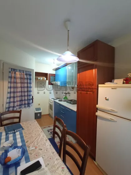 Radnih brigada | 4zida.rs