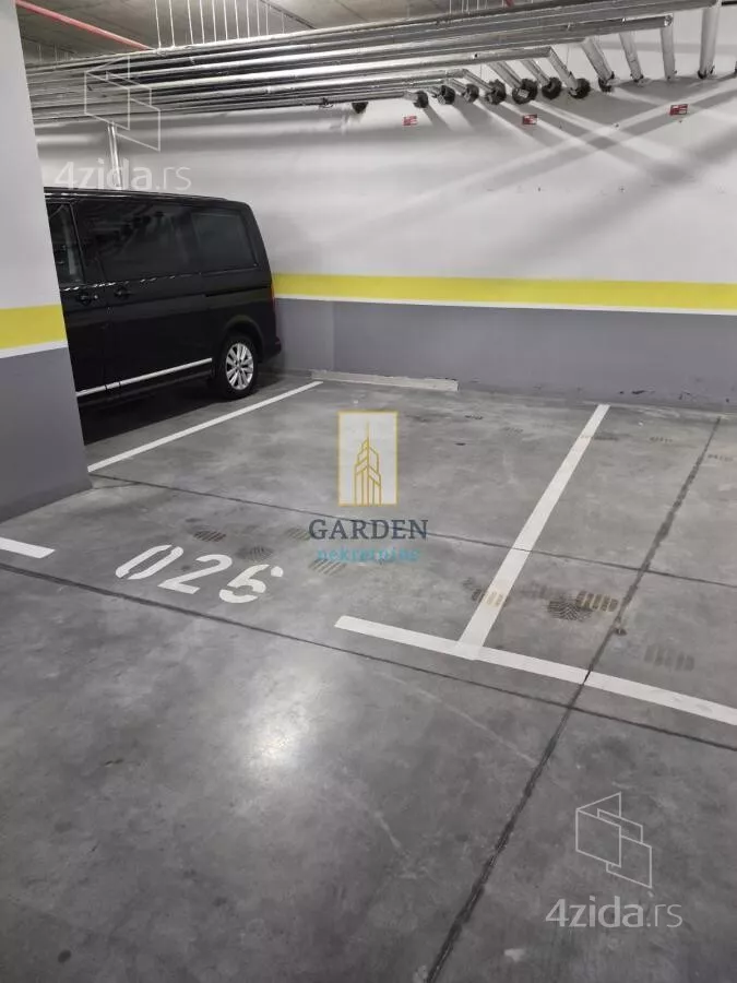 Garaža/Parking | 4zida