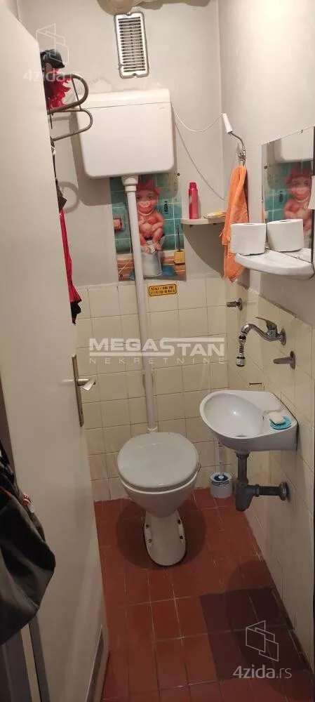 Troiposoban stan | 4zida