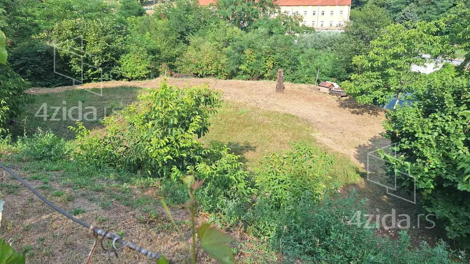Građevinsko zemljište | 4zida