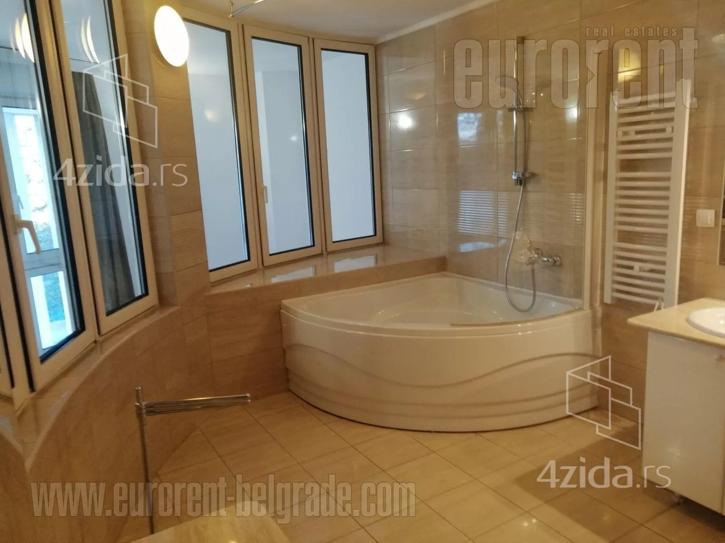 4-etažna kuća | 4zida