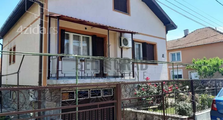 Kuća | 4zida