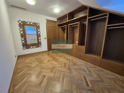 Vašarište | 4zida.rs