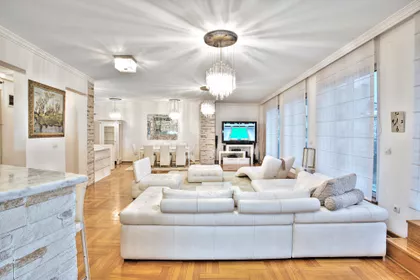 Čuburska | 4zida.rs