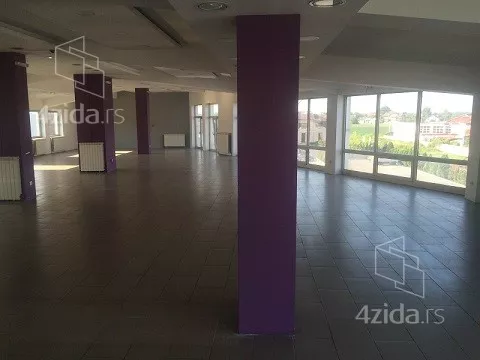 Lokal | 4zida