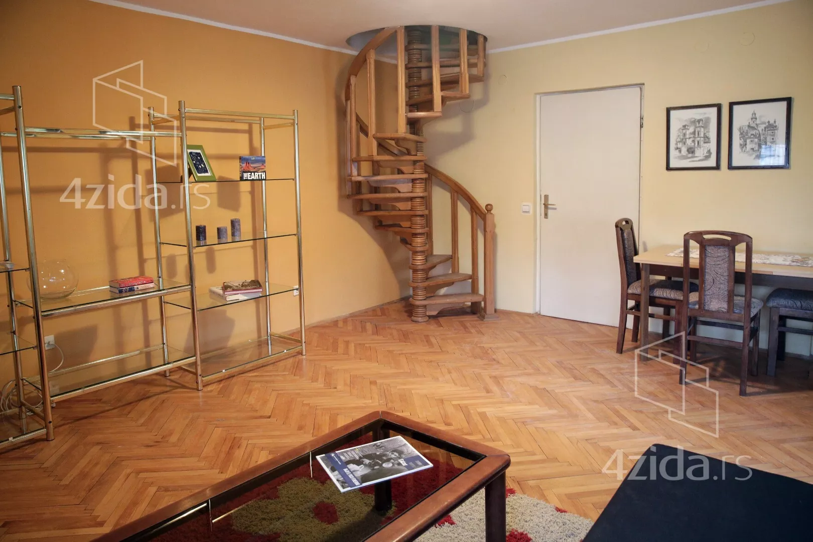 Jednoiposoban stan | 4zida